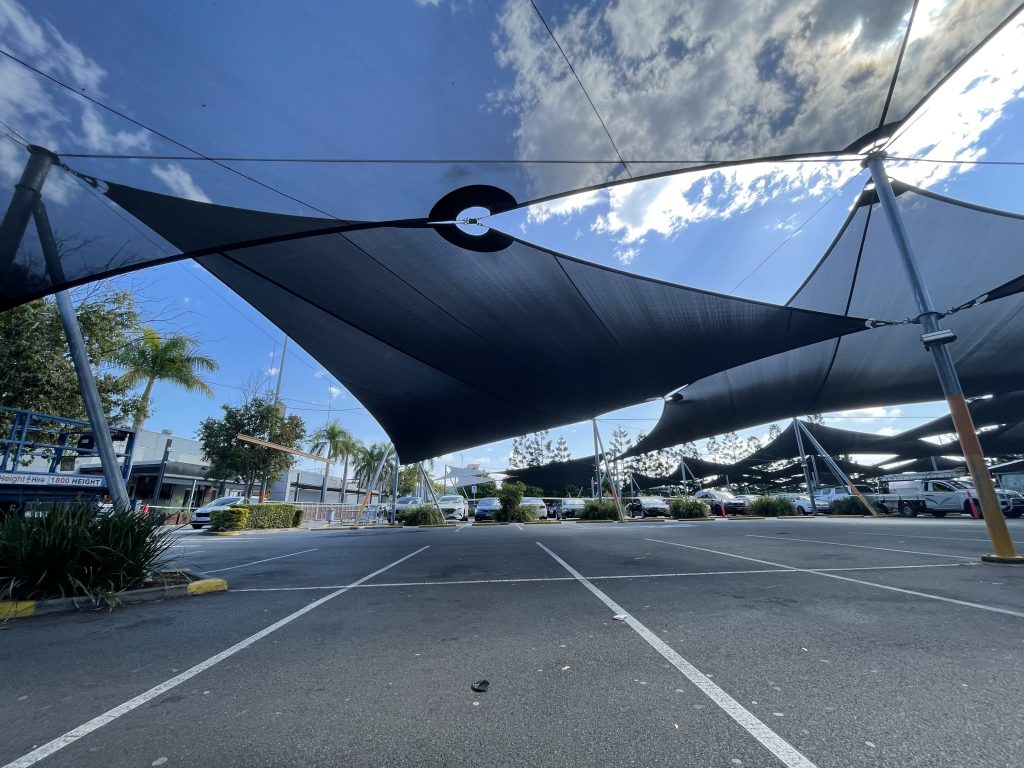 Westfield North Lakes’ custom designed car park shade structures add visual appeal while keeping customers cool and protected.